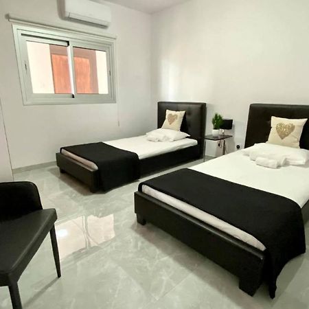 Napa Court 2 Appartement Agia Napa Buitenkant foto